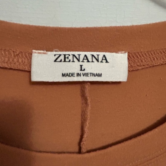 Zenana Outfitters Brown Asymmetrical Relaxed Tee - Picture 2 of 2